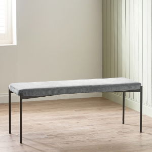 Leonie Bench